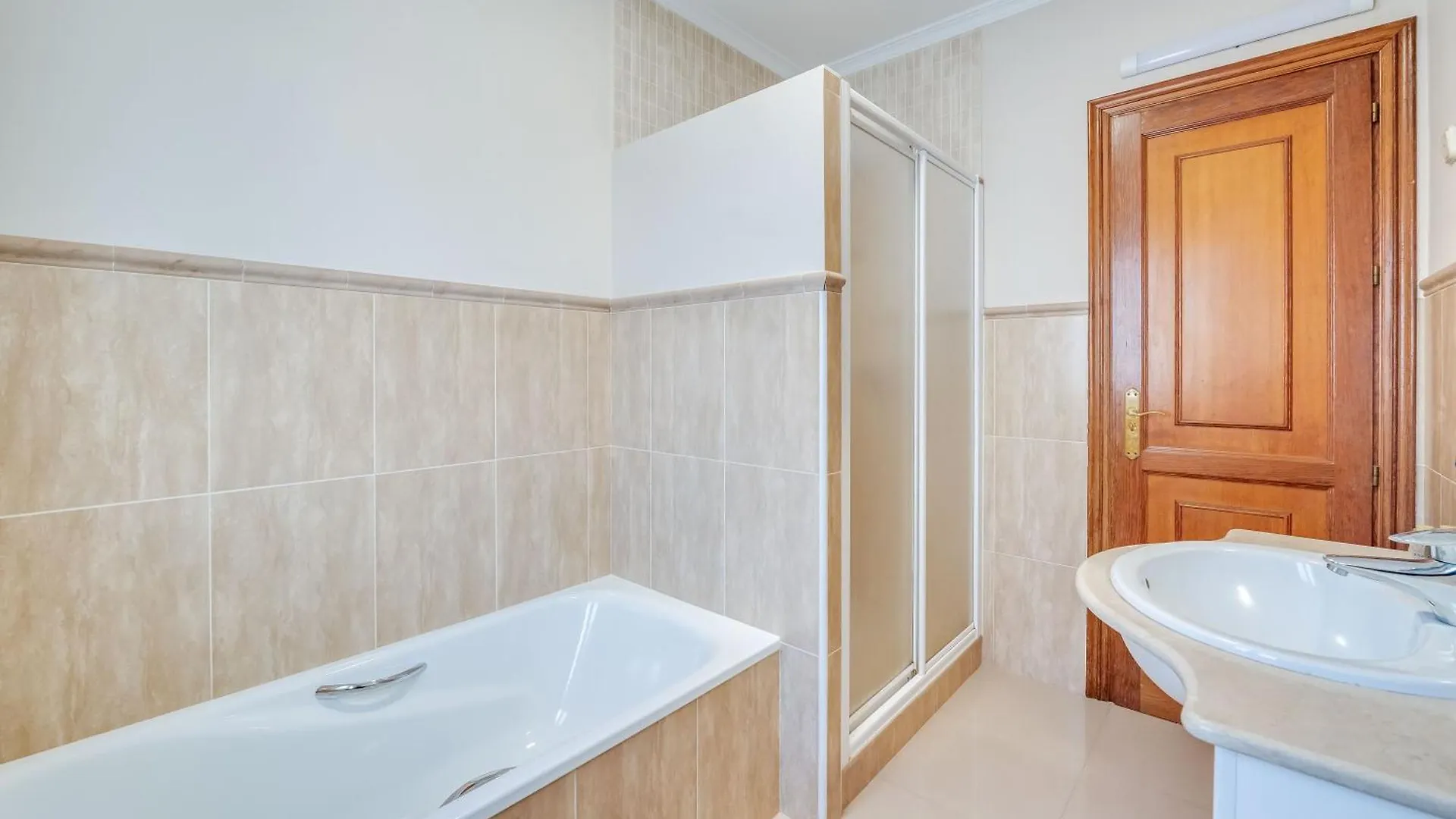 Villa Olivo Family Villa With Pool In Marbella Centre إسبانيا