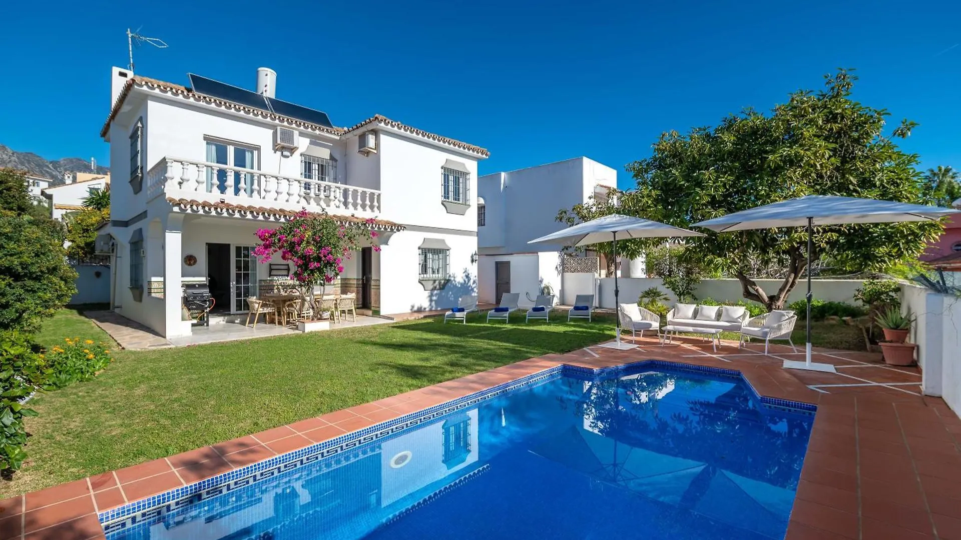 Villa Olivo Family Villa With Pool In Marbella Centre location